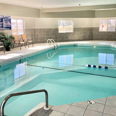 Red Roof Inn & Suites Omaha - קאונסיל בלאפס מראה חיצוני תמונה