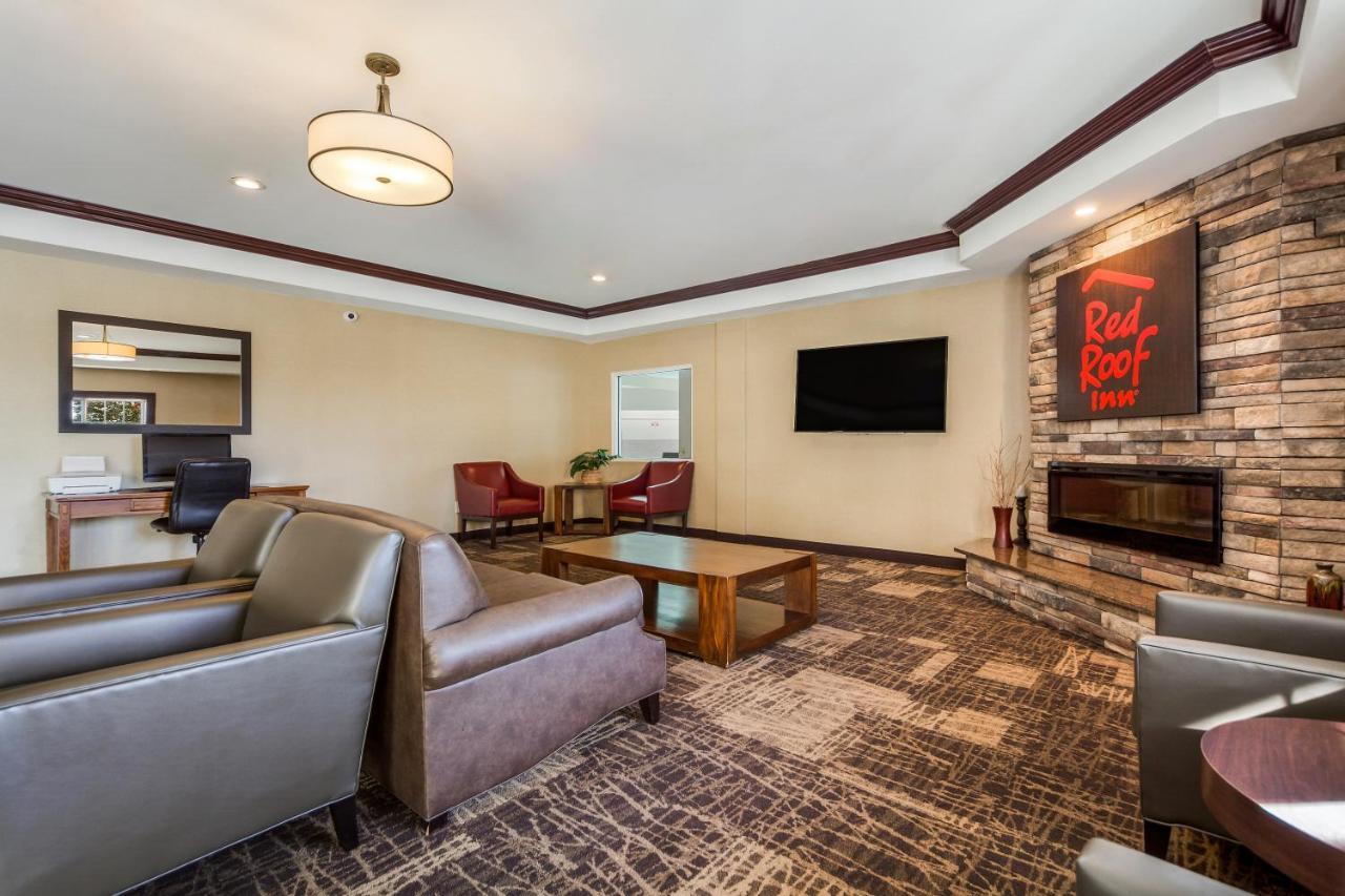Red Roof Inn & Suites Omaha - קאונסיל בלאפס מראה חיצוני תמונה