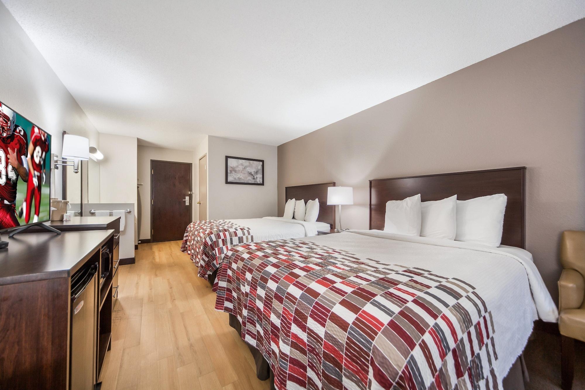 Red Roof Inn & Suites Omaha - קאונסיל בלאפס מראה חיצוני תמונה