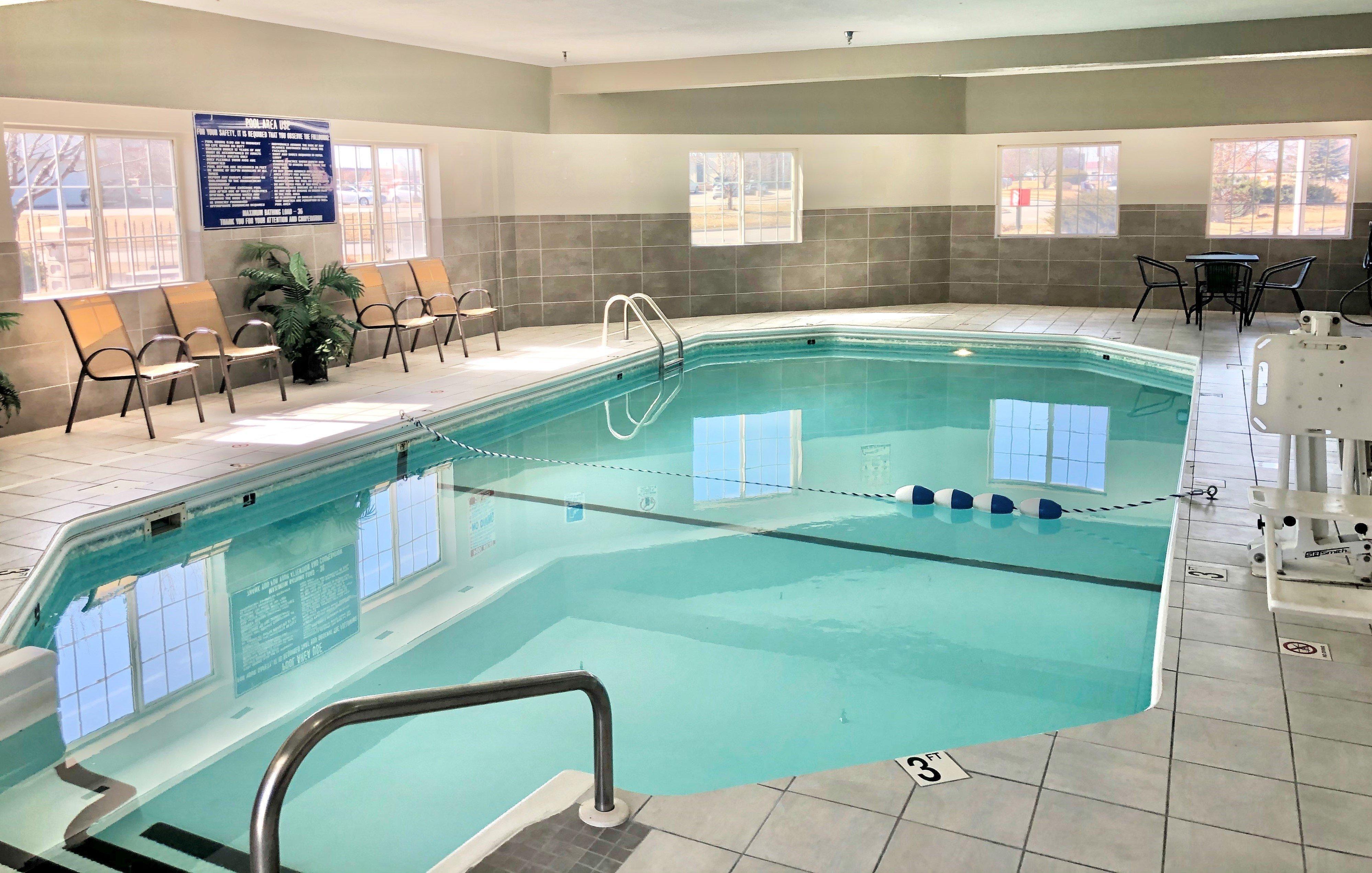 Red Roof Inn & Suites Omaha - קאונסיל בלאפס מראה חיצוני תמונה