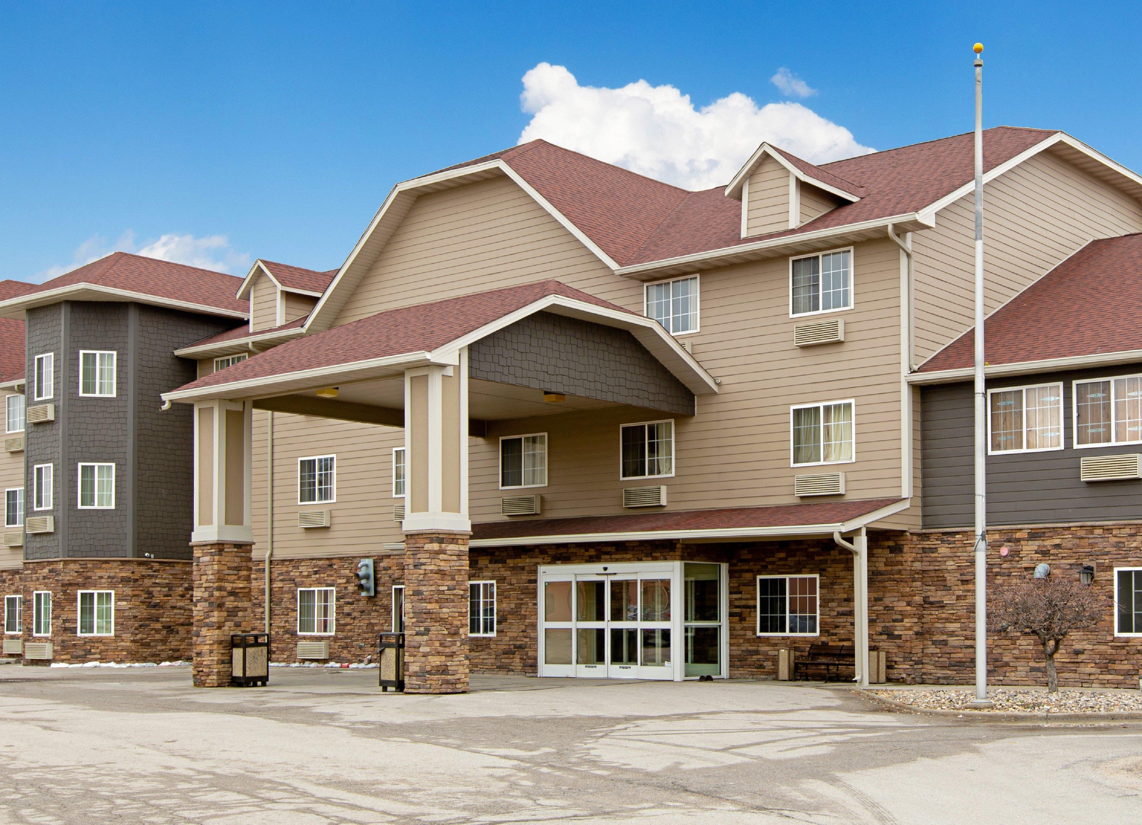 Red Roof Inn & Suites Omaha - קאונסיל בלאפס מראה חיצוני תמונה