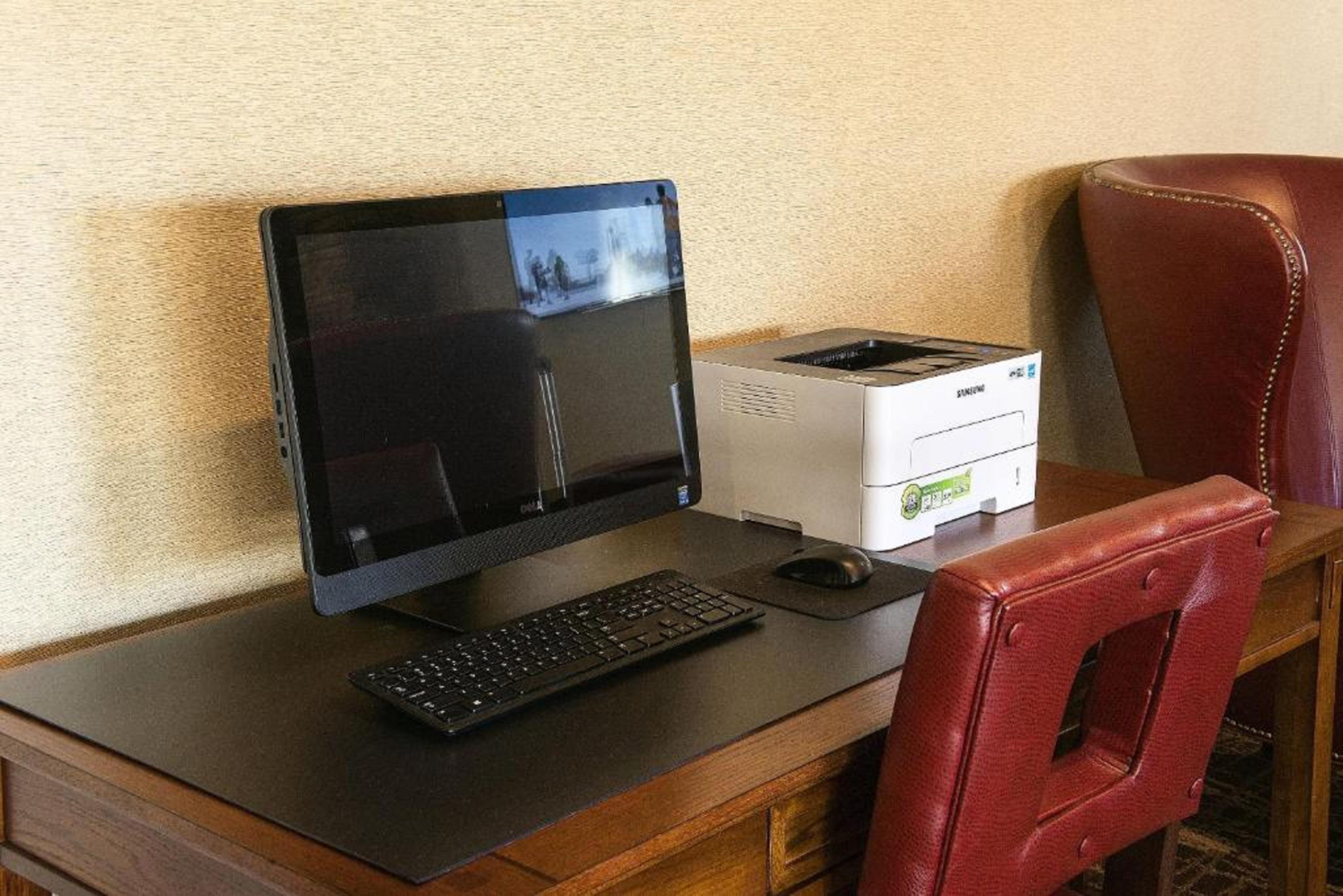 Red Roof Inn & Suites Omaha - קאונסיל בלאפס מראה חיצוני תמונה