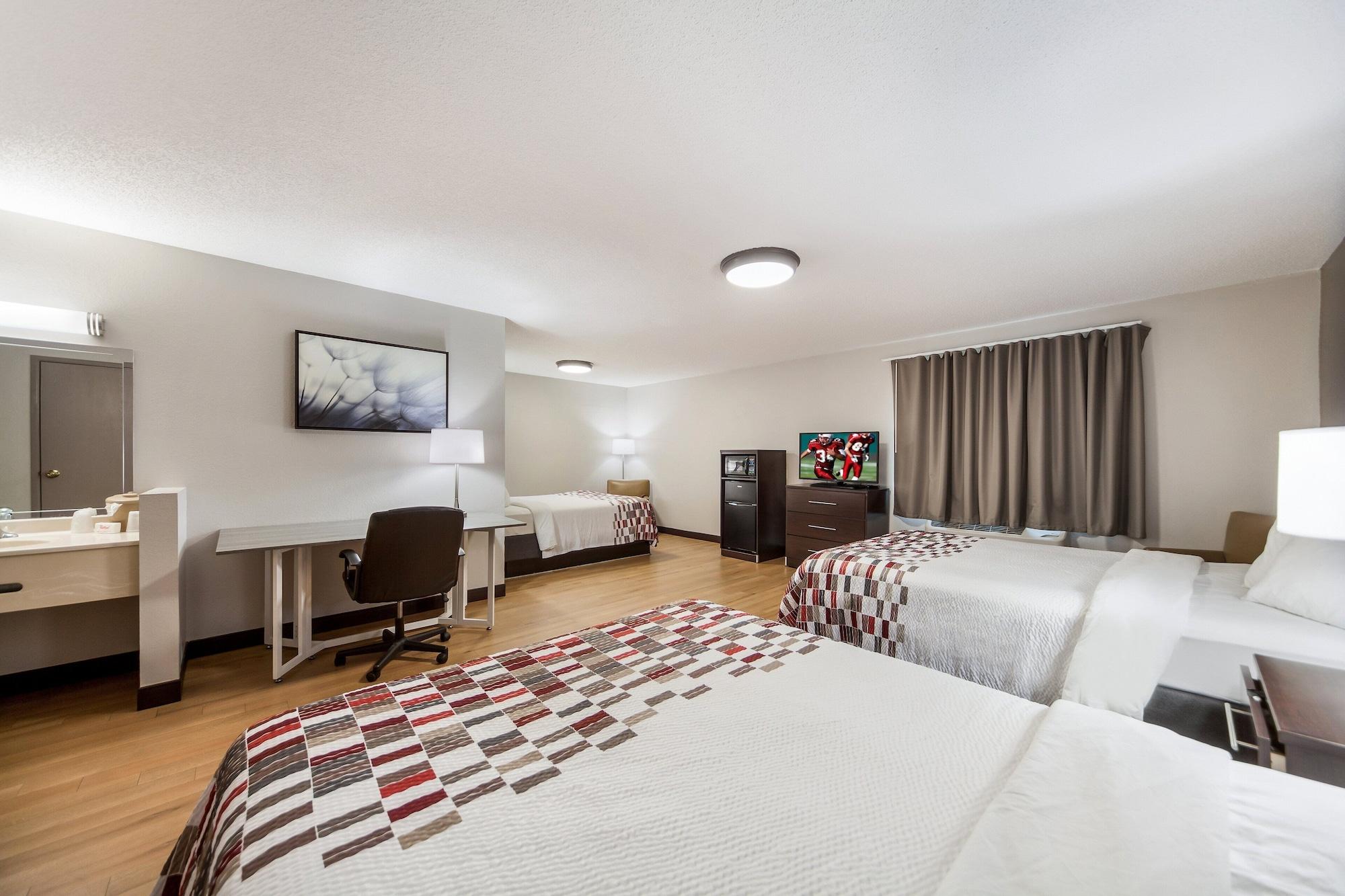 Red Roof Inn & Suites Omaha - קאונסיל בלאפס מראה חיצוני תמונה